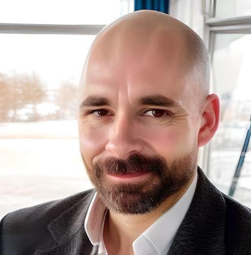 Nick D Simon informal headshot