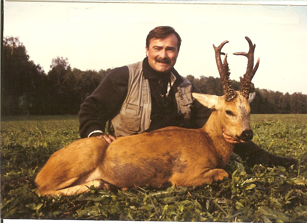 Bob Kern with a harvested European roe deer during an early international hunt, reflecting The Hunting Consortium’s decades of field experience.